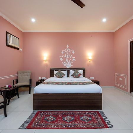 Nine Palms Resort ชัยปุระ ภายนอก รูปภาพ